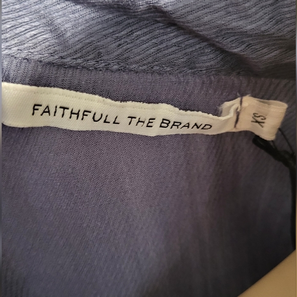 Women's lace up top NWT - Picture 3 of 4